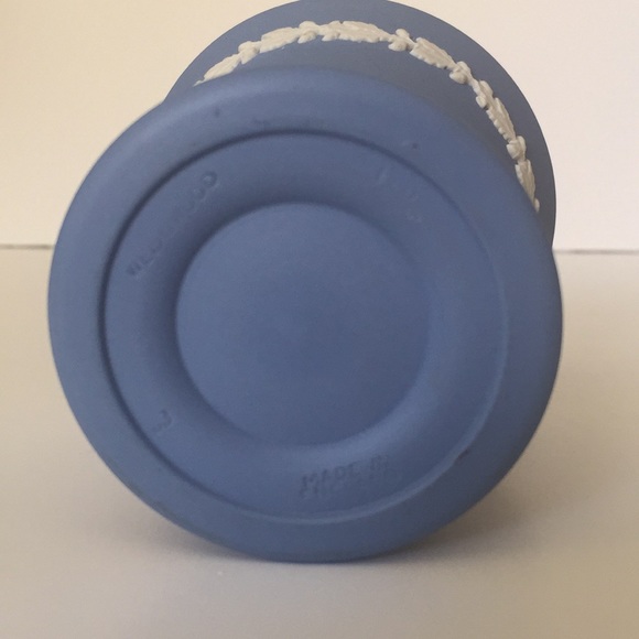 BLUE WEDGWOOD | Flared Vase - Picture 9 of 10